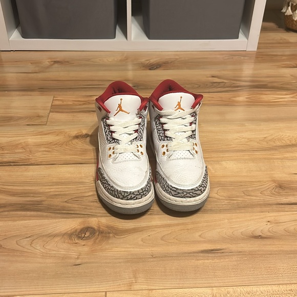 Air Jordan 3’s Retro (Cardinal Red) sizes 7 - Picture 4 of 4